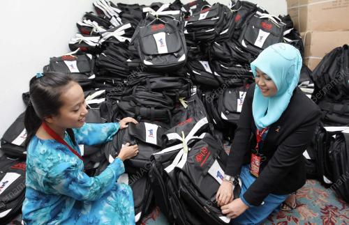 PERSIAPAN PERHIMPUNAN UMNO 2009