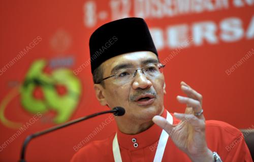 UMNO066_10122015_PAU
