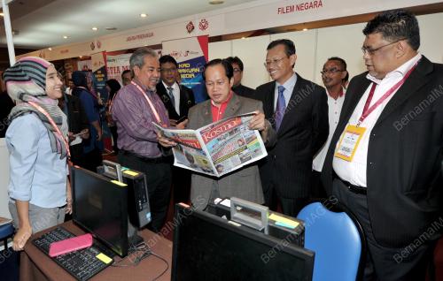 UMNO06_03122013_LAMAN_MEDIA