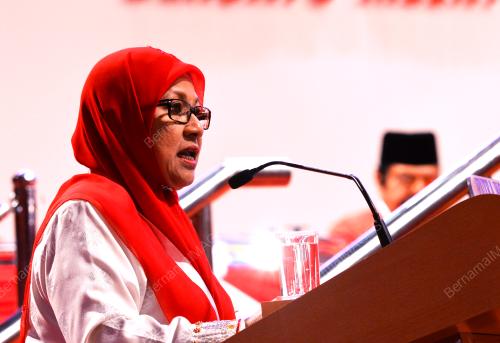 UMNO07_12122015_WANITA