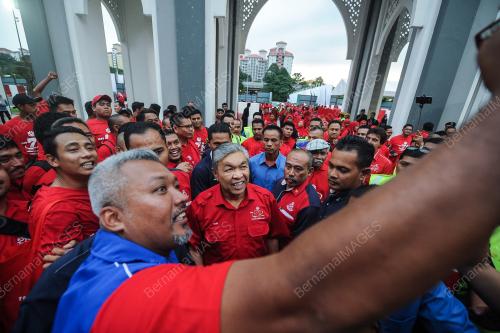 UMNO08_11052017_UMNO_71