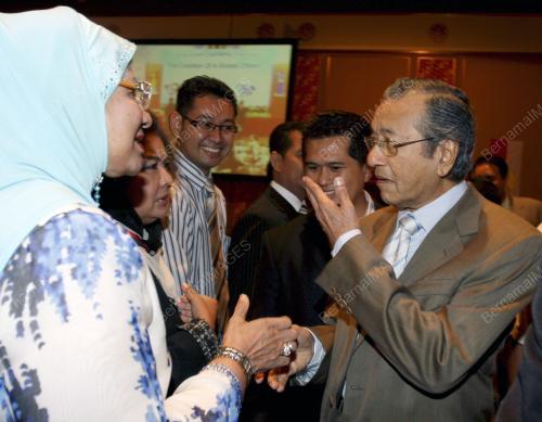 TUN MAHATHIR MOHAMAD