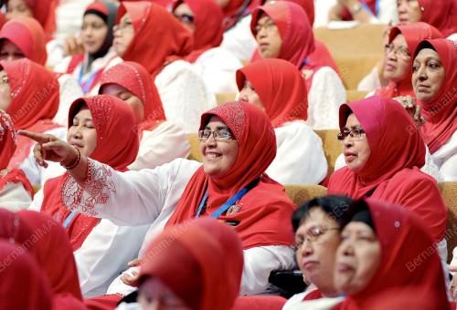UMNO09_28112012_WANITA