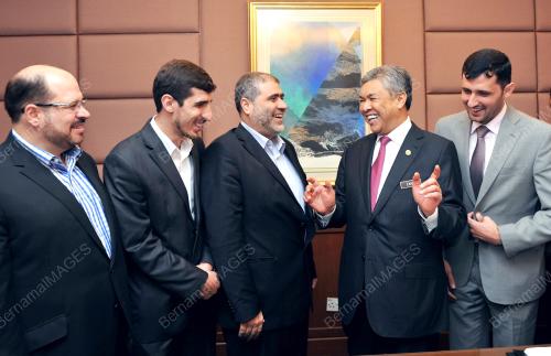 UMNO100_26112014_ZAHID_HAMAS