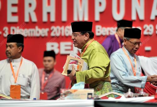 UMNO101_02122016_UMNO