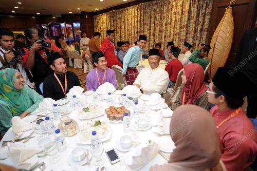UMNO102_26112014_UMNO_PELAJAR1