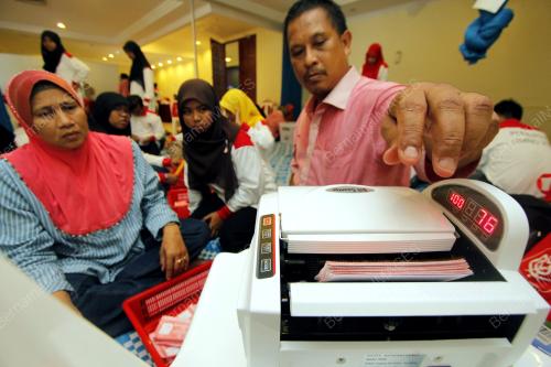 UMNO105_12102013_KIRA_UNDI