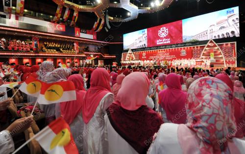UMNO106_29112016_SAYAP