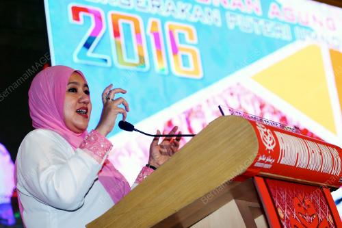 UMNO107_30112016_PERBAHASAN