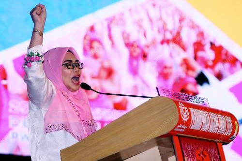 UMNO108_30112016_PERBAHASAN