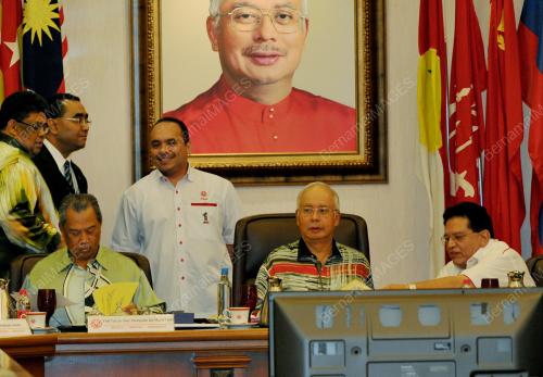 UMNO109_28112012_MT