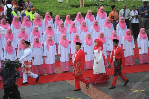 UMNO10_10122015_PERBARISAN