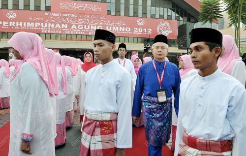 UMNO10_29112012_PERBARISAN