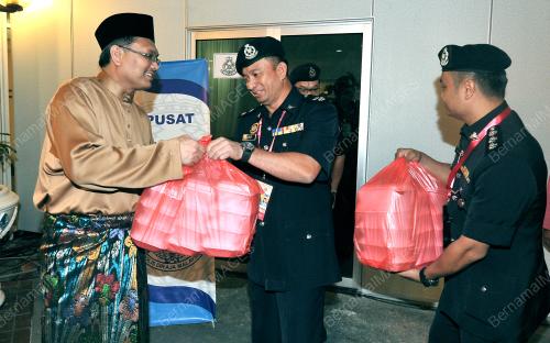 UMNO110_02122016_SUMBANGAN