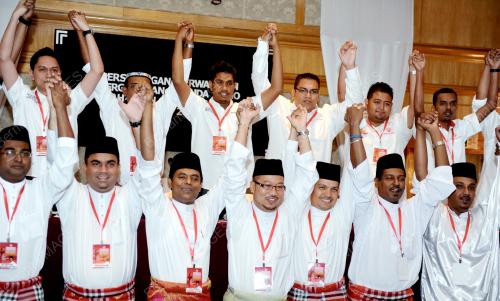 UMNO111_12102013_BARISAN_PEMUDA