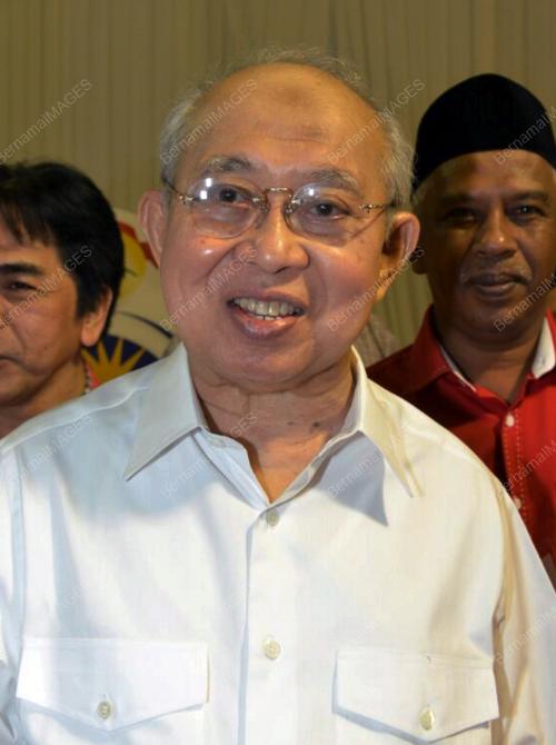 UMNO114_30112016_TENGKU