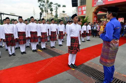 UMNO115_01122016_KJ