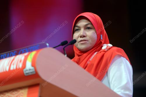 UMNO115_09122015_WANITA