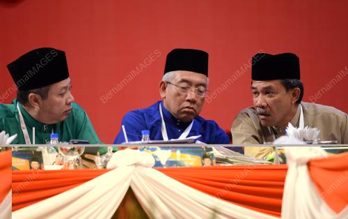UMNO115_11122015_EXCO