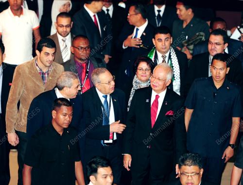 UMNO11_24112014_PM_FORUM