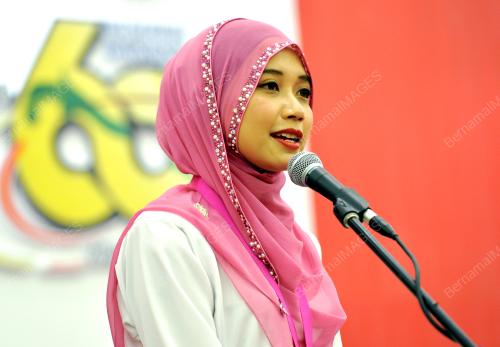 UMNO124_09122015_PUTERI_BAHAS