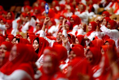 UMNO125_09122015_WANITA