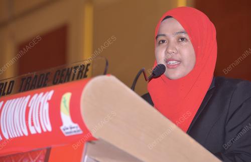 UMNO125_30112016_WANITA