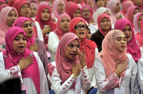 UMNO128_09122015_PUTERI