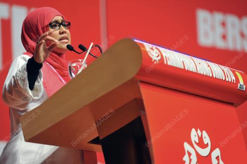 UMNO128_26112014_PUTERI