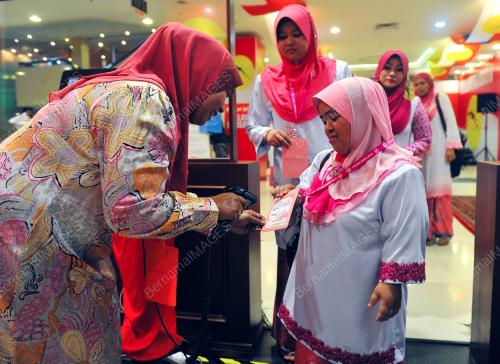 UMNO12_26112014_PUTERI