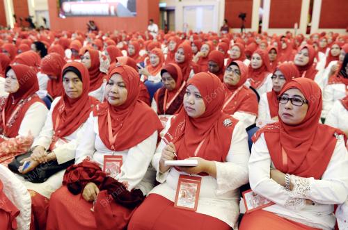 UMNO12_30112016_WANITA
