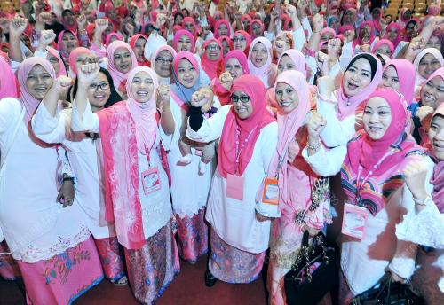 UMNO131_26112014_PUTERI