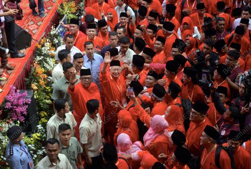 UMNO134_03122016_UMNO