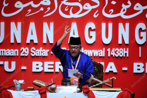 UMNO135_01122016_UMNO