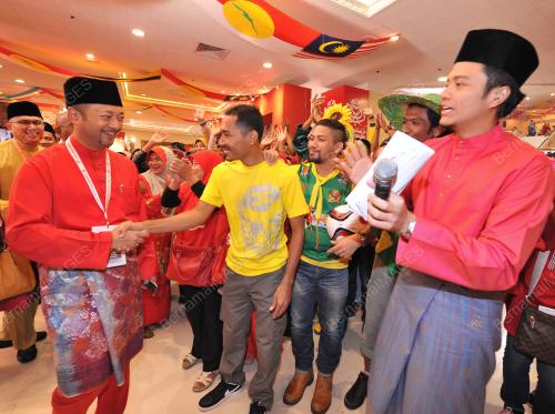 UMNO13_12122015_BOLA