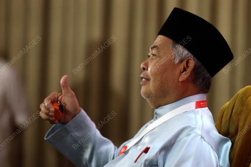DATUK SERI AHMAD SAID