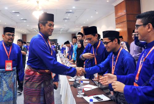 UMNO144_01122016_UMNO_2016