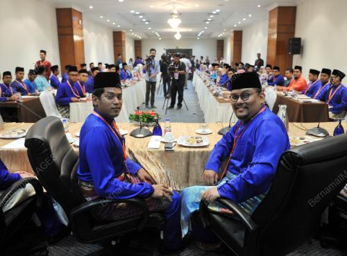 UMNO145_01122016_UMNO_2016
