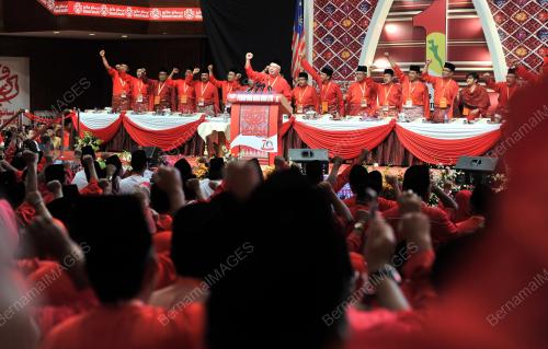 UMNO150_03122016_UMNO