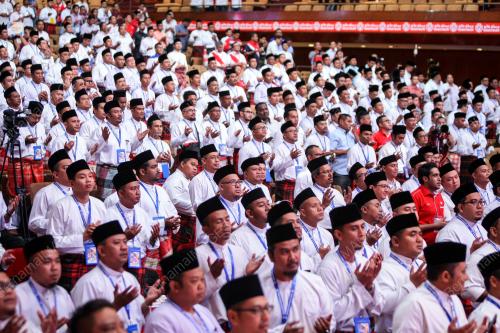 UMNO153_30112016_KHAIRY_PEMUDA