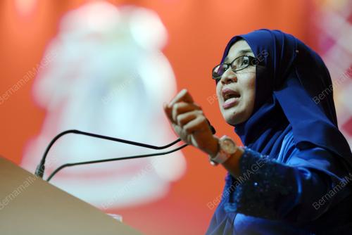 UMNO156_01122016_UMNO_2016