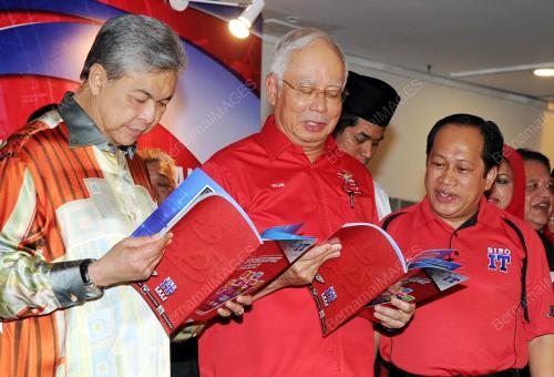 UMNO158_30112016_PM_BUKU