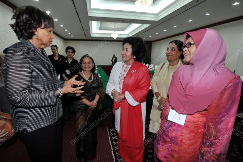 UMNO17_07122013_ROSMAH