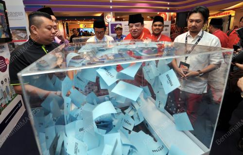 UMNO18_03122016_UMNO
