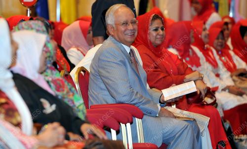 UMNO18_04122013_PM