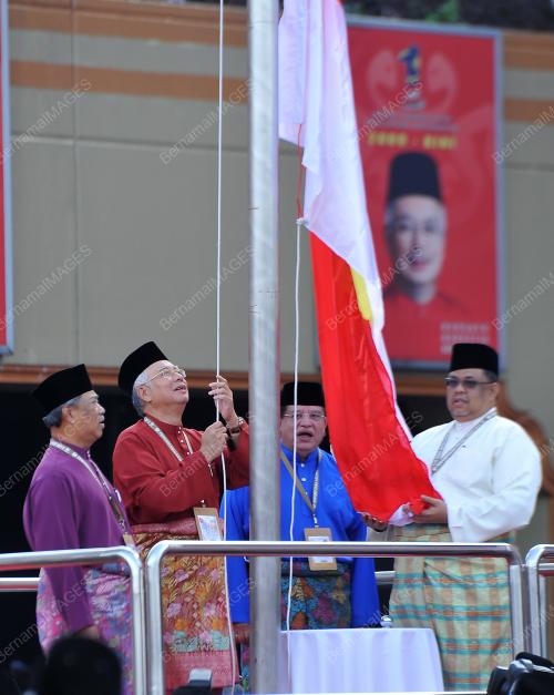 UMNO18_05122013_PM