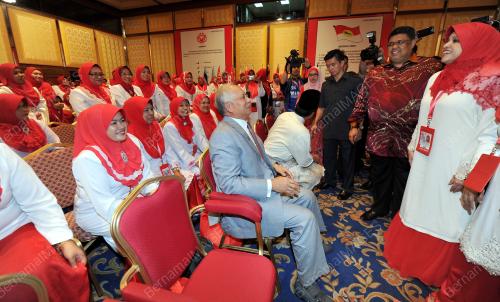 UMNO19_04122013_PM