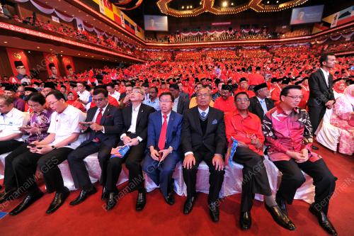 UMNO19_10122015_BN