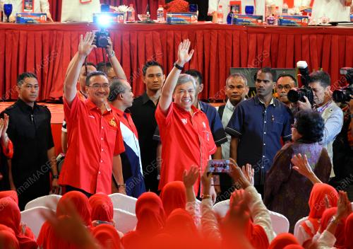 UMNO20_09122015_WANITA