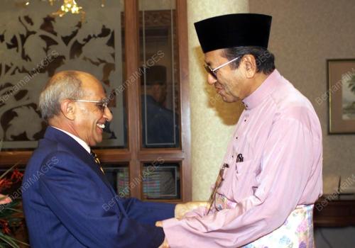 UMNO21-21_06_2001_CALL_ON_27012016